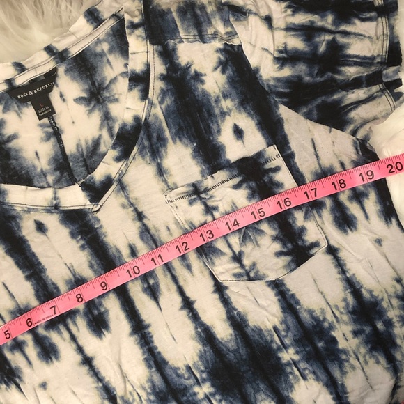 Rock & Republic Tie Dye Short Sleeve V-Neck Tee LG - Picture 5 of 8